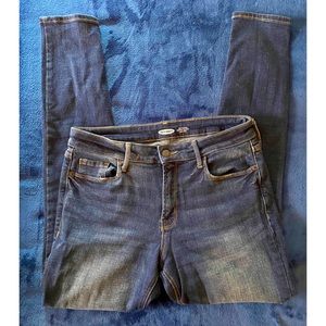 Old Navy skinny jeans